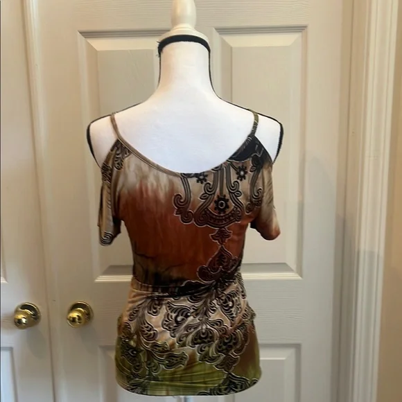 Women's Multicolor Cold Shoulder Top - Picture 3 of 4